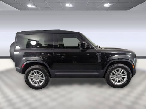 Used 2025 Land Rover Defender 90 S image 7