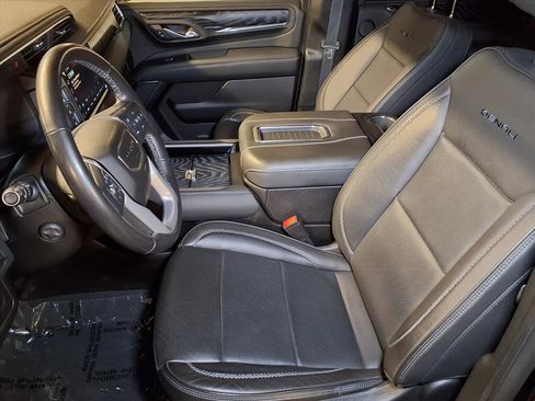 Used 2022 GMC Yukon Denali image 13