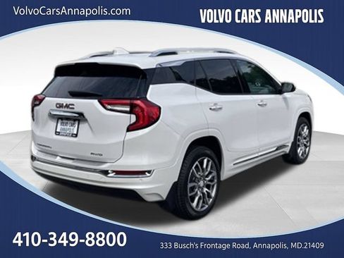 Used 2023 GMC Terrain Denali w/ Denali Premium Package AWD/4WD image 7