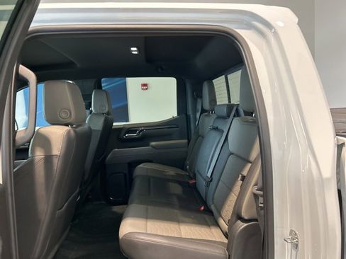 Used 2023 Chevrolet Silverado 1500 ZR2 w/ Technology Package image 14
