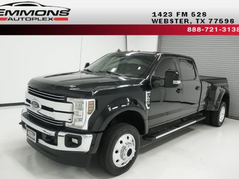 Used 2019 Ford F450 Lariat w/ Lariat Value Package AWD/4WD image 1