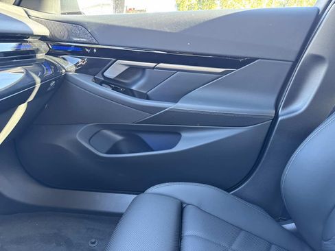 New 2026 BMW 530i w/ M Sport Package image 22