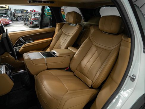 Used 2023 Land Rover Range Rover Long Wheelbase Autobiography AWD/4WD image 15
