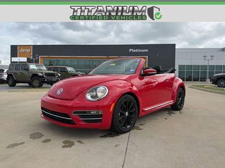 Used 2019 Volkswagen Beetle 2.0T SE FWD video 1