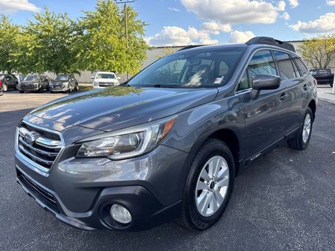 Used 2019 Subaru Outback 2.5i Premium image 7
