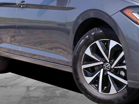 Certified 2025 Volkswagen Jetta S FWD image 3