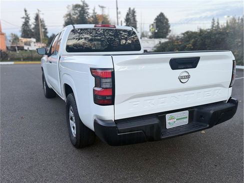 Used 2024 Nissan Frontier S w/ S Utility Package image 12