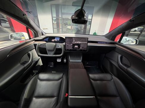 Used 2023 Tesla Model X AWD/4WD image 25