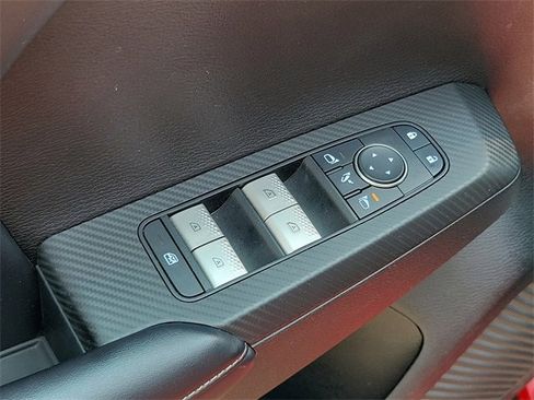 Used 2023 Mitsubishi Outlander SE Black Edition image 24