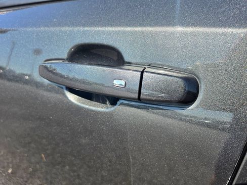 Used 2021 GMC Terrain SLE FWD image 10