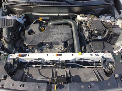 Used 2024 GMC Terrain SLE image 23