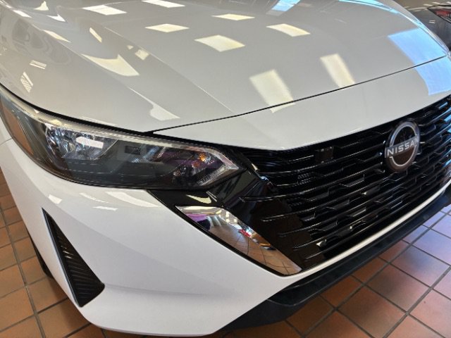Used 2024 Nissan Sentra S FWD image 2