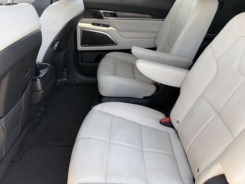 Used 2021 Kia Telluride SX FWD image 16