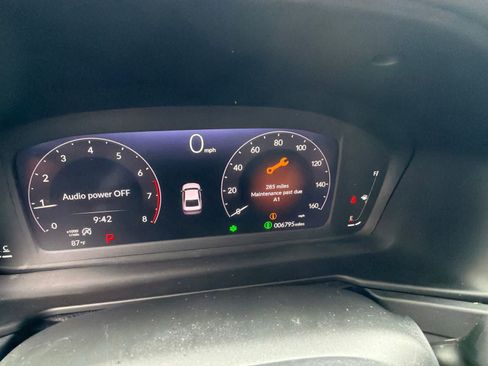 Used 2025 Honda Accord SE image 2