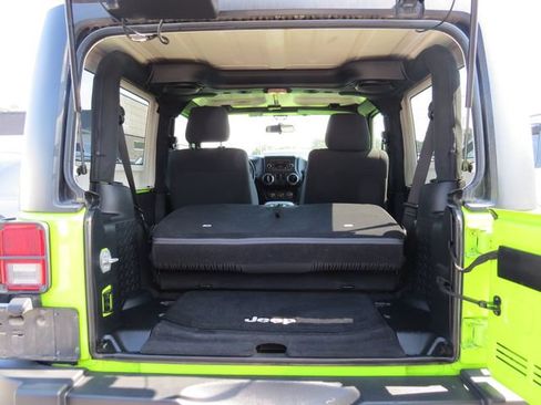 Used 2012 Jeep Wrangler Sport AWD/4WD image 8