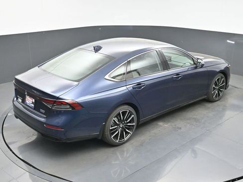 New 2026 Honda Accord Touring image 32