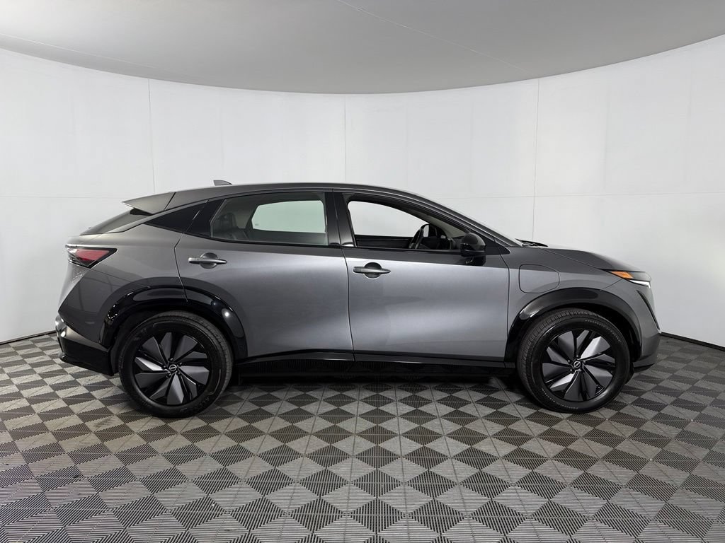 Used 2024 Nissan Ariya AWD image 6