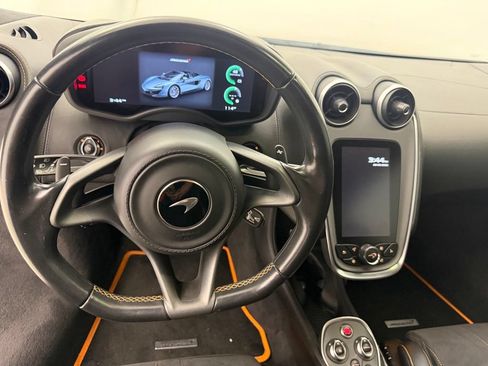 Used 2019 McLaren 570S Spider RWD image 49