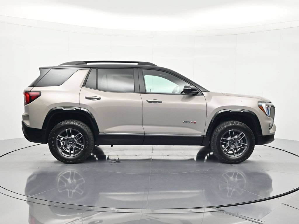 Used 2026 GMC Terrain AT4 w/ Technology Package II AWD/4WD image 4