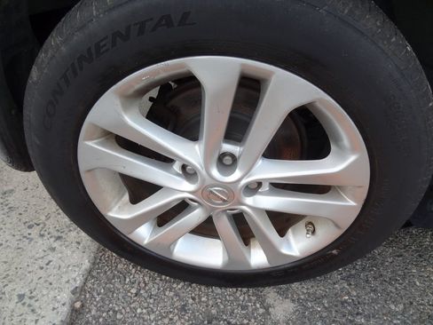 Used 2013 Nissan Juke SL AWD/4WD image 11