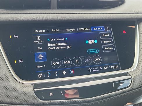 New 2025 Cadillac XT5 Luxury image 15