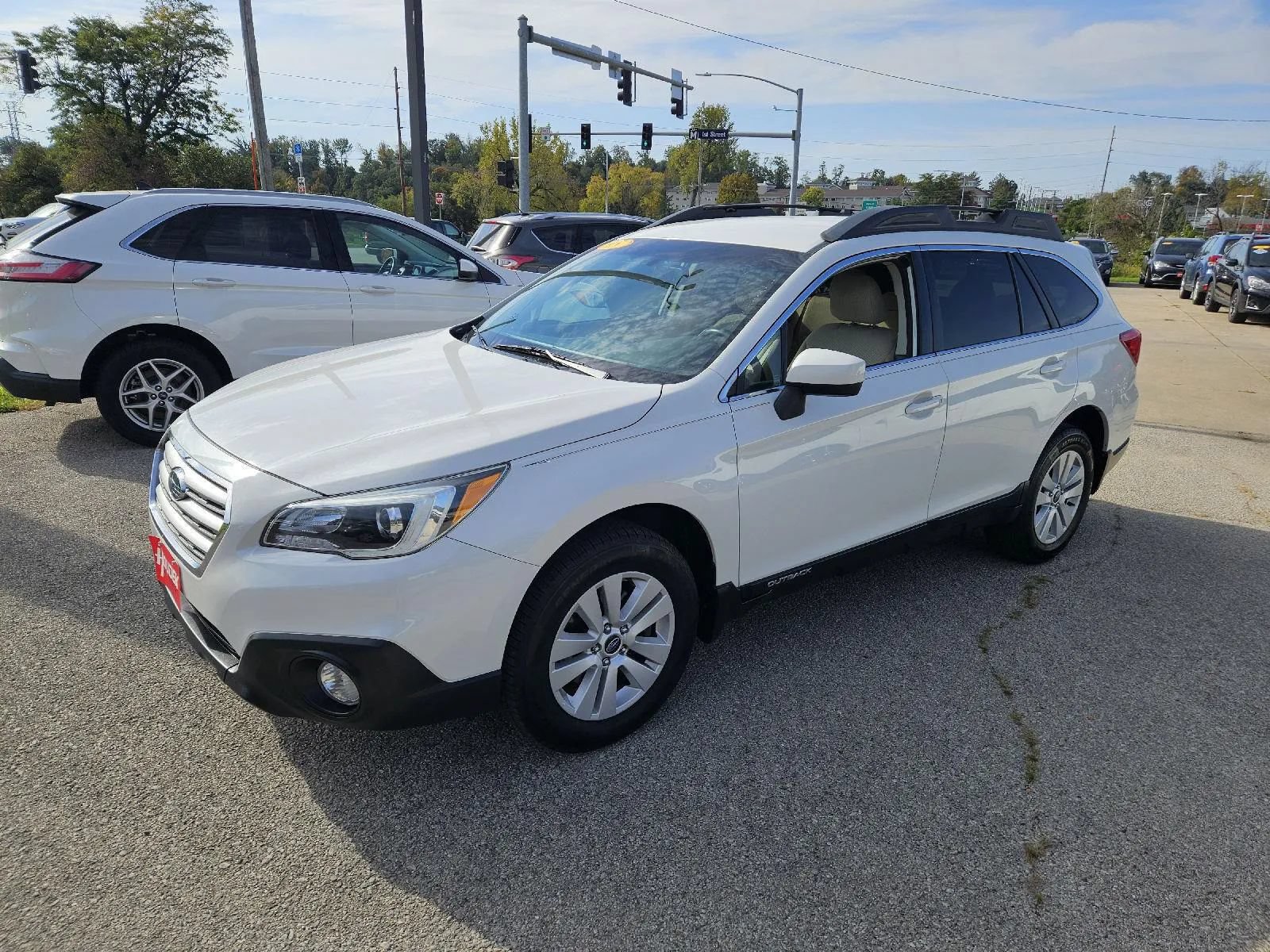 Used 2015 Subaru Outback 2.5i Premium w/ Popular Package #1 AWD/4WD image 3