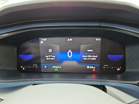 Certified 2023 Volkswagen Taos SE image 19