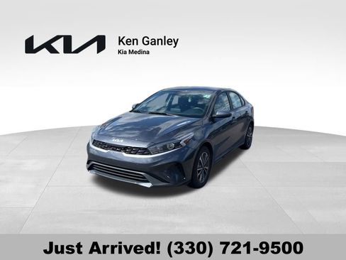 Certified 2023 Kia Forte LXS image 1