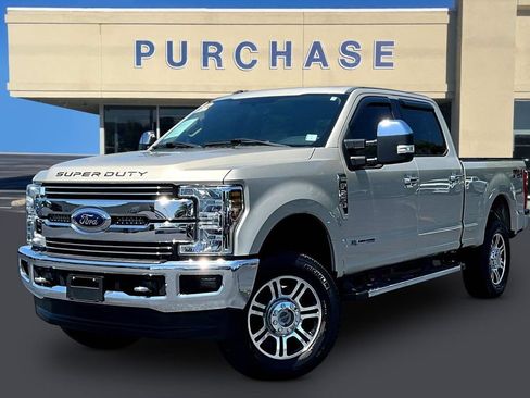 Used 2018 Ford F250 Lariat w/ Chrome Package AWD/4WD image 3