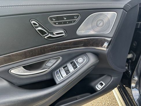 Used 2016 Mercedes-Benz S 550 4MATIC Sedan image 19