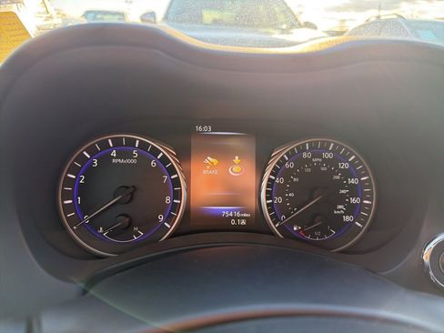 Used 2015 INFINITI Q50 Sport w/ Technology Package image 13