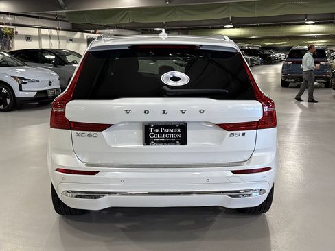 Certified 2023 Volvo XC60 B5 Ultimate w/ Climate Package AWD/4WD image 3
