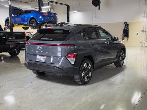 Used 2024 Hyundai Kona SEL FWD image 7