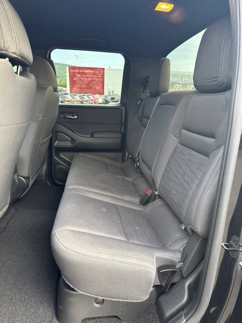 Certified 2023 Nissan Frontier SV w/ Midnight Edition Package AWD/4WD image 12