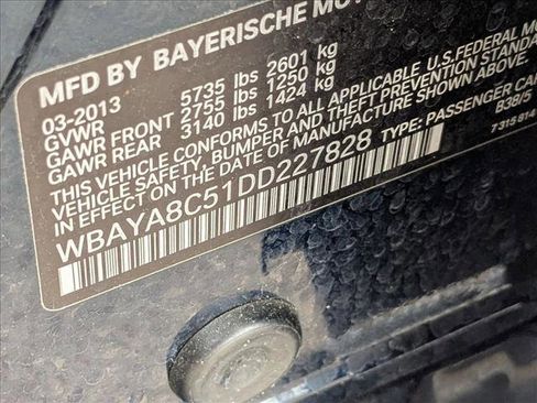 Used 2013 BMW 750i RWD image 15
