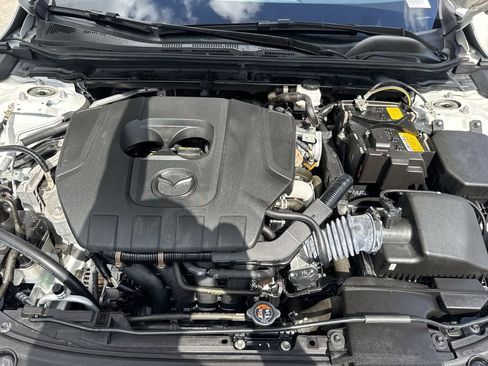 Used 2024 MAZDA MAZDA3 s FWD image 58