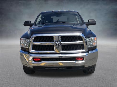 Used 2018 RAM 2500 Tradesman w/ Chrome Appearance Group AWD/4WD image 14