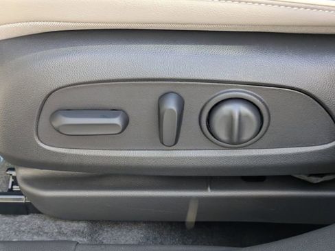 New 2026 Buick Envista Avenir image 24