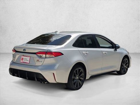 Certified 2024 Toyota Corolla SE FWD image 5