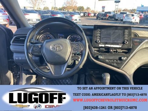 Used 2023 Toyota Camry SE image 15