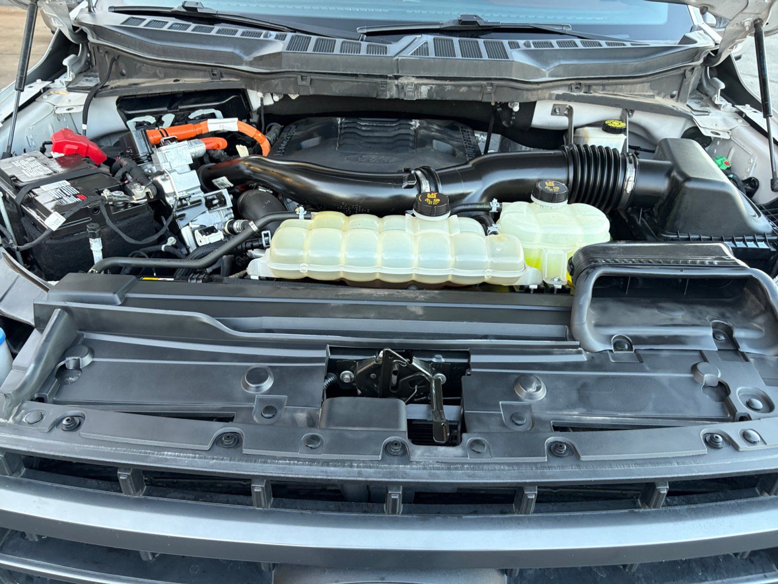 Used 2021 Ford F150 Lariat AWD/4WD image 33