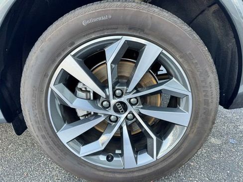 Certified 2023 Audi Q5 2.0T Premium Plus w/ Premium Plus Package AWD/4WD image 48