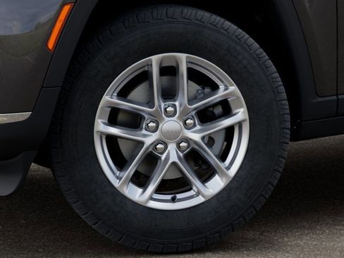 New 2026 Jeep Grand Cherokee L Laredo AWD/4WD image 8
