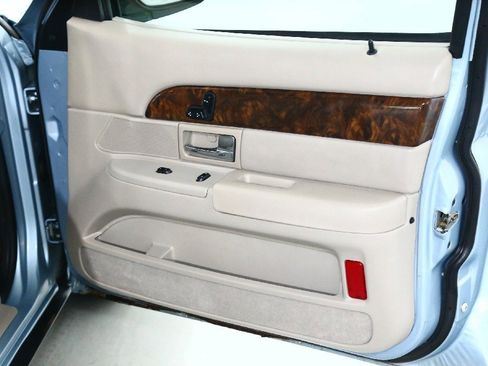 Used 2008 Mercury Grand Marquis LS image 29