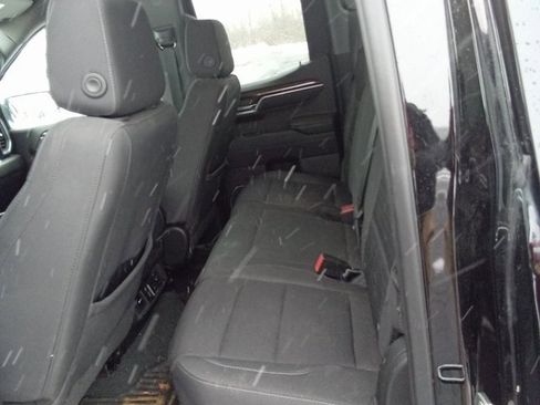 Used 2023 Chevrolet Silverado 1500 LT image 8