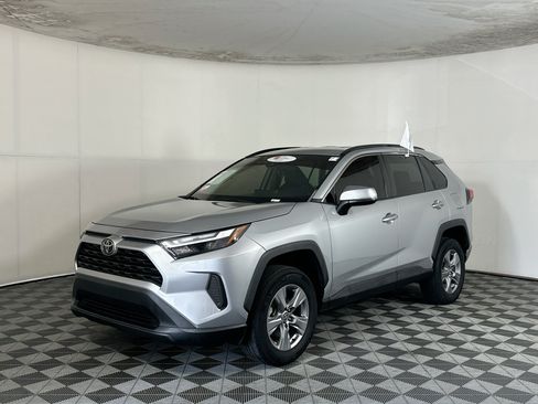 Used 2023 Toyota RAV4 XLE FWD image 7