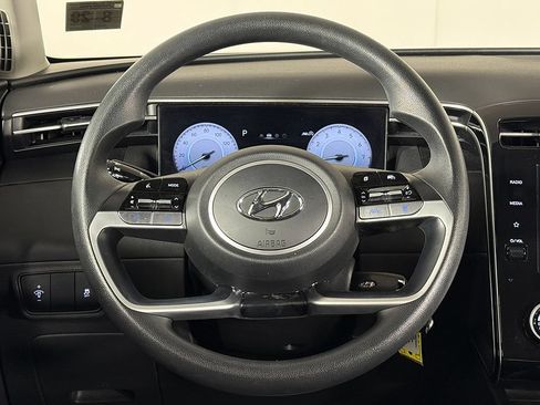 Used 2024 Hyundai Tucson SE AWD/4WD image 32