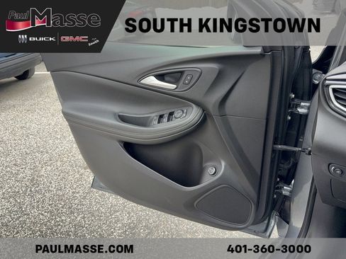 Used 2020 Buick Encore GX Select w/ Experience Buick Package image 12