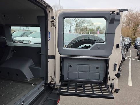 Used 2024 INEOS Grenadier AWD/4WD image 18