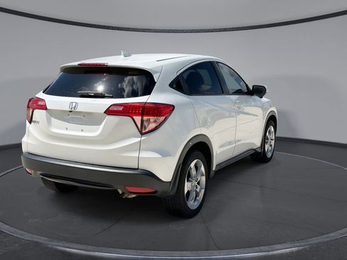 Used 2017 Honda HR-V EX image 11